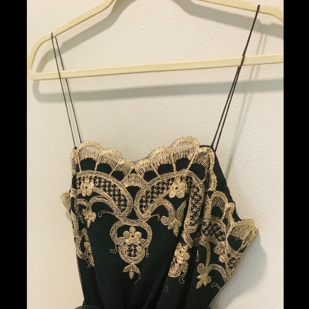 🎉Host Pick🎉 Vintage Long Formal Dress Black Gold Embroidered